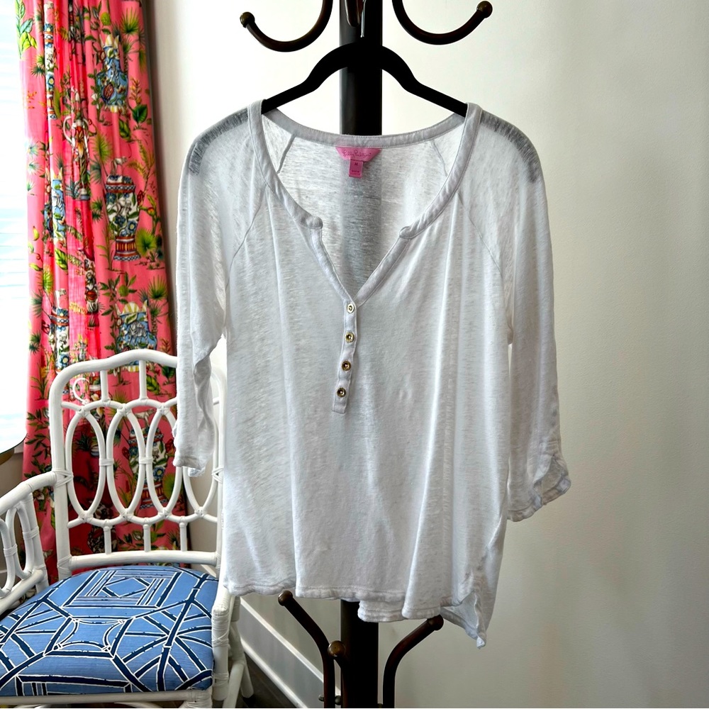 Lilly Pulitzer White Henley - Medium
